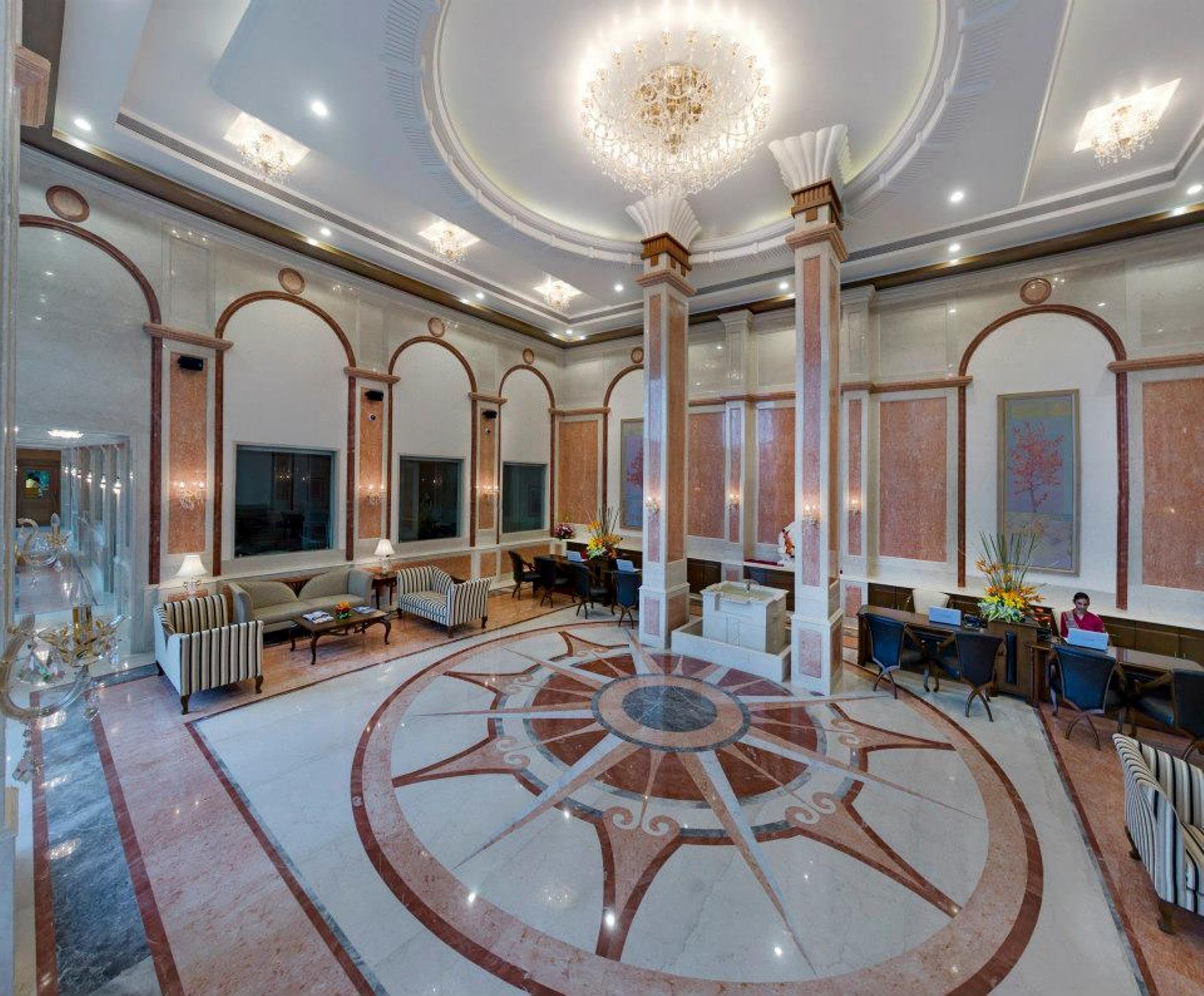 Royal Tulip Navi Mumbai Hotel Екстериор снимка