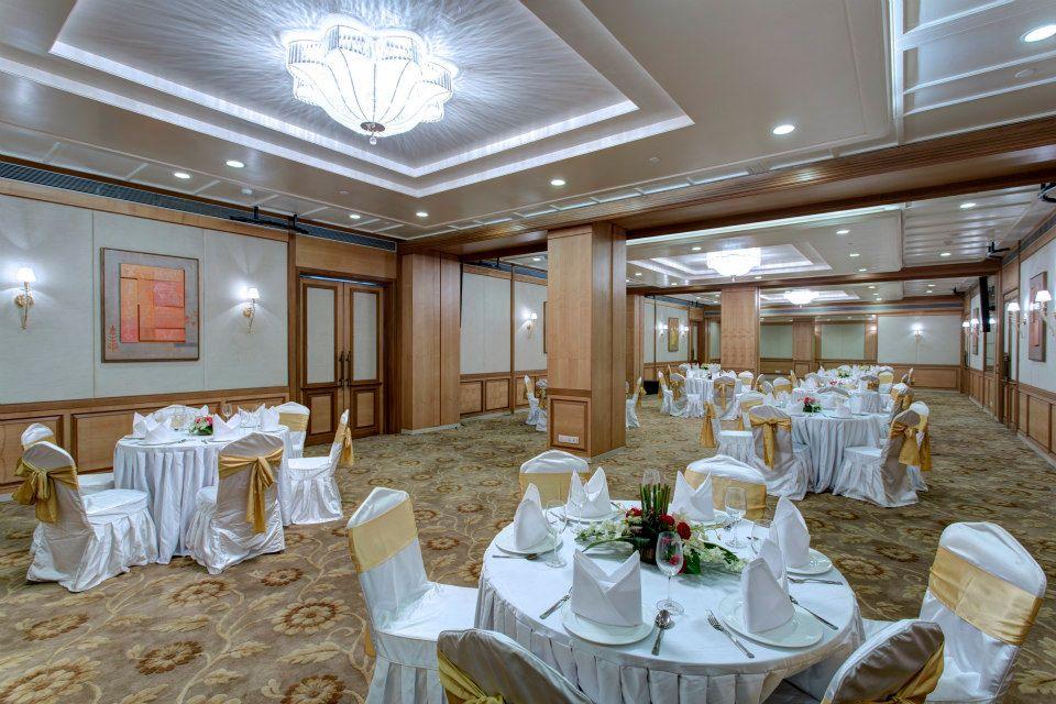Royal Tulip Navi Mumbai Hotel Екстериор снимка