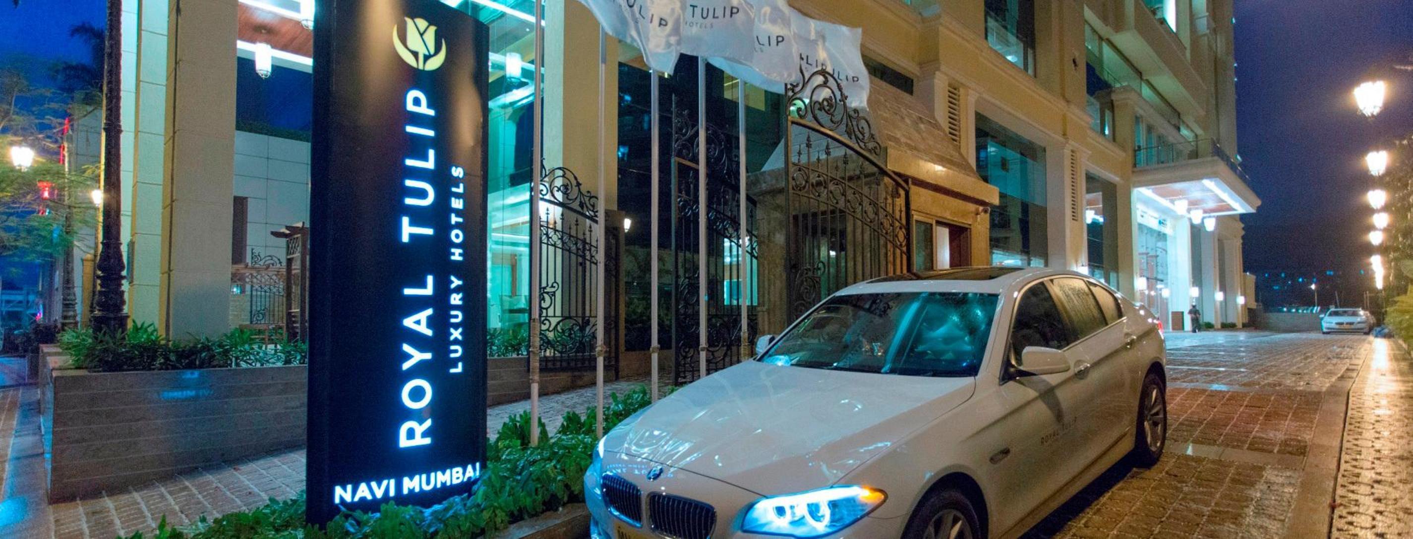 Royal Tulip Navi Mumbai Hotel Екстериор снимка