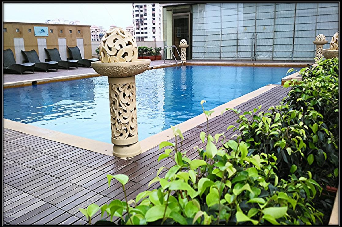 Royal Tulip Navi Mumbai Hotel Екстериор снимка