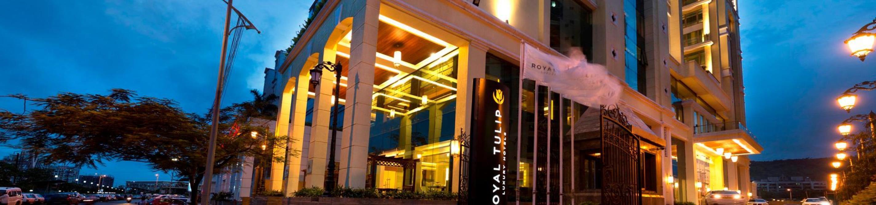 Royal Tulip Navi Mumbai Hotel Екстериор снимка