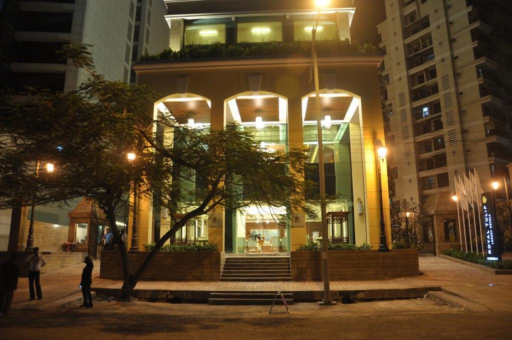 Royal Tulip Navi Mumbai Hotel Екстериор снимка